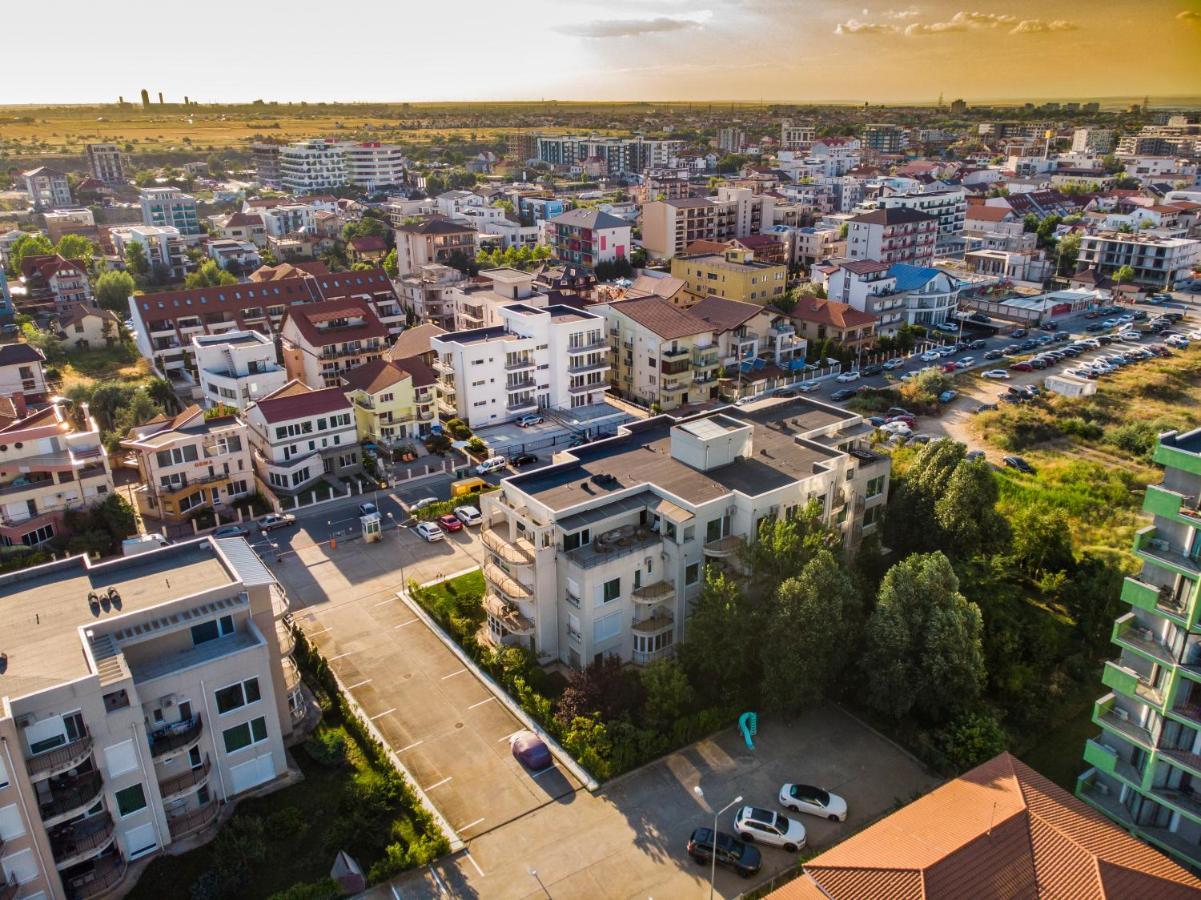 Ono Aparthotel Năvodari Buitenkant foto